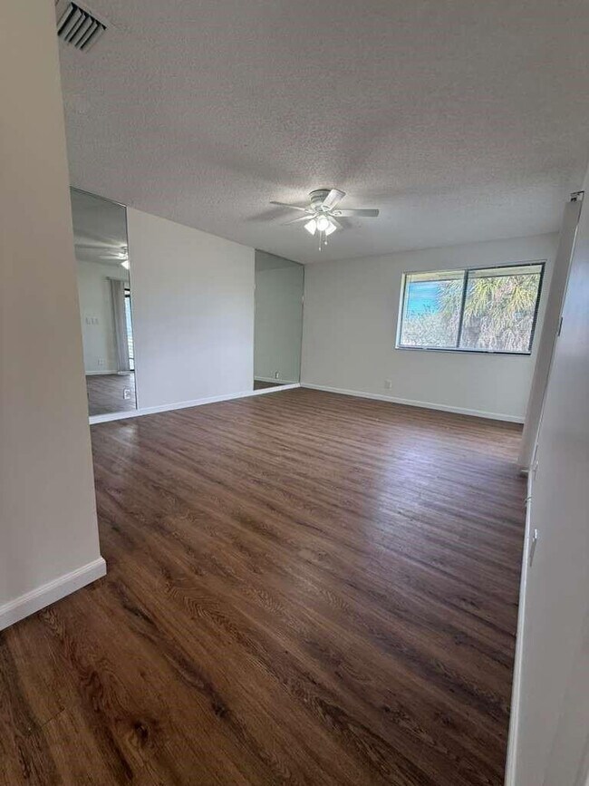 Building Photo - 9321 SW 23rd St