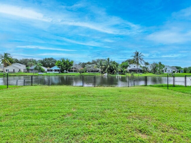 Building Photo - 2957 Oak Park Cir