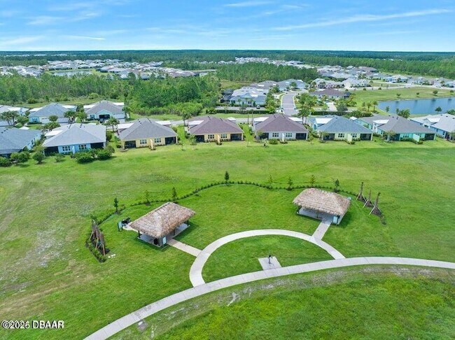 Building Photo - 414 Parrot Ln