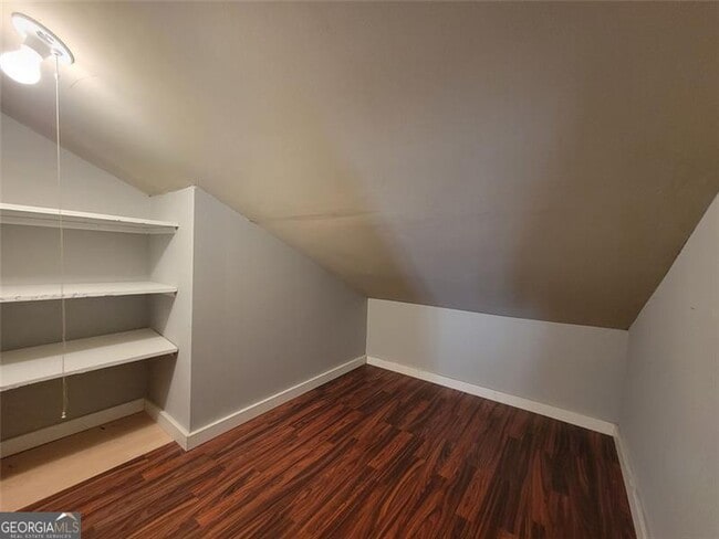 Building Photo - 976 Delaware Ave SE