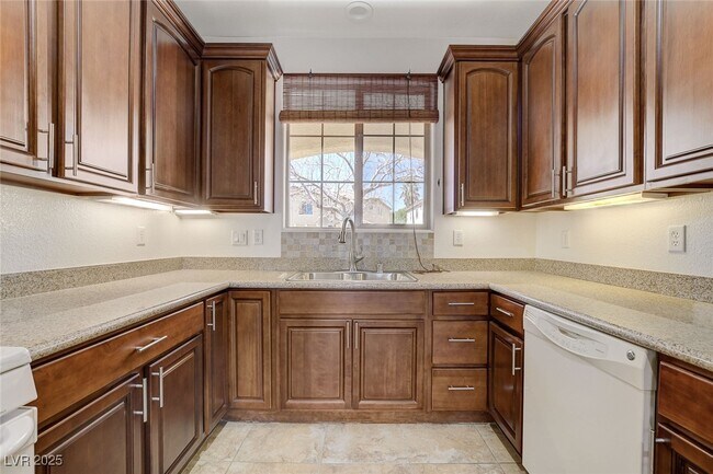 Building Photo - 9408 Vital Crest St