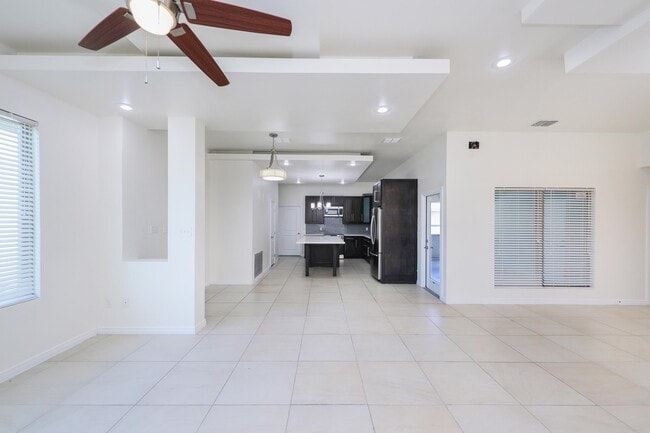 Building Photo - 2319 Palos Lp