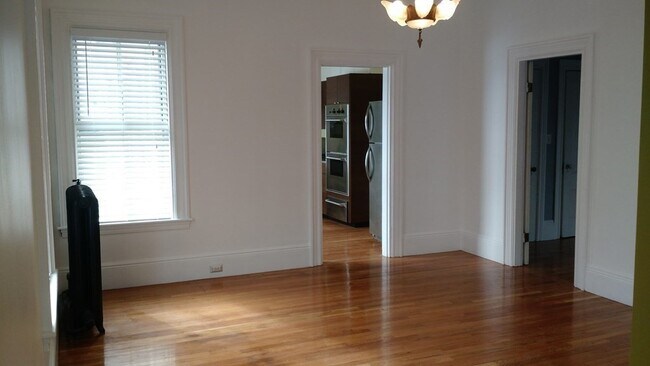 Building Photo - 26 Delle Ave