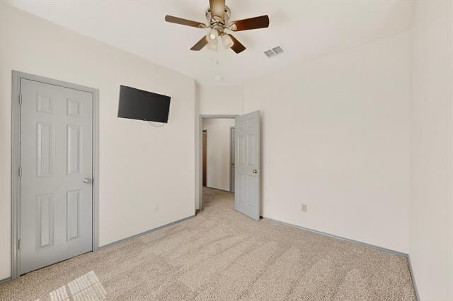 Building Photo - 1409 Clear Creek Dr
