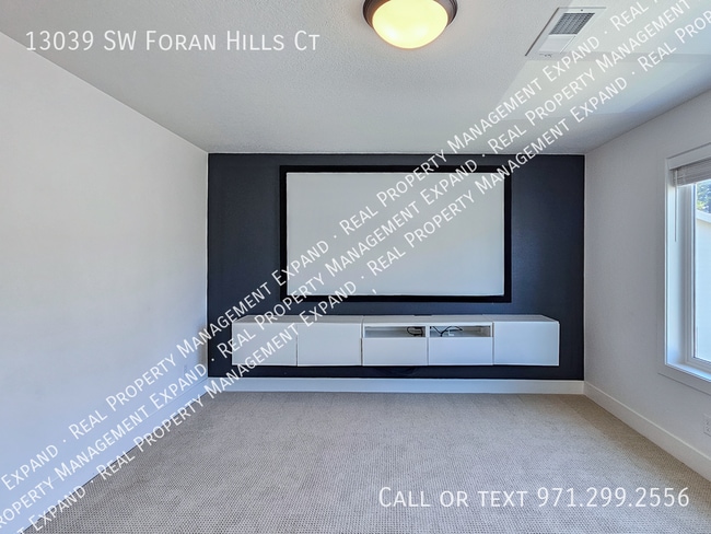 Building Photo - 13039 SW Foran Hills Ct