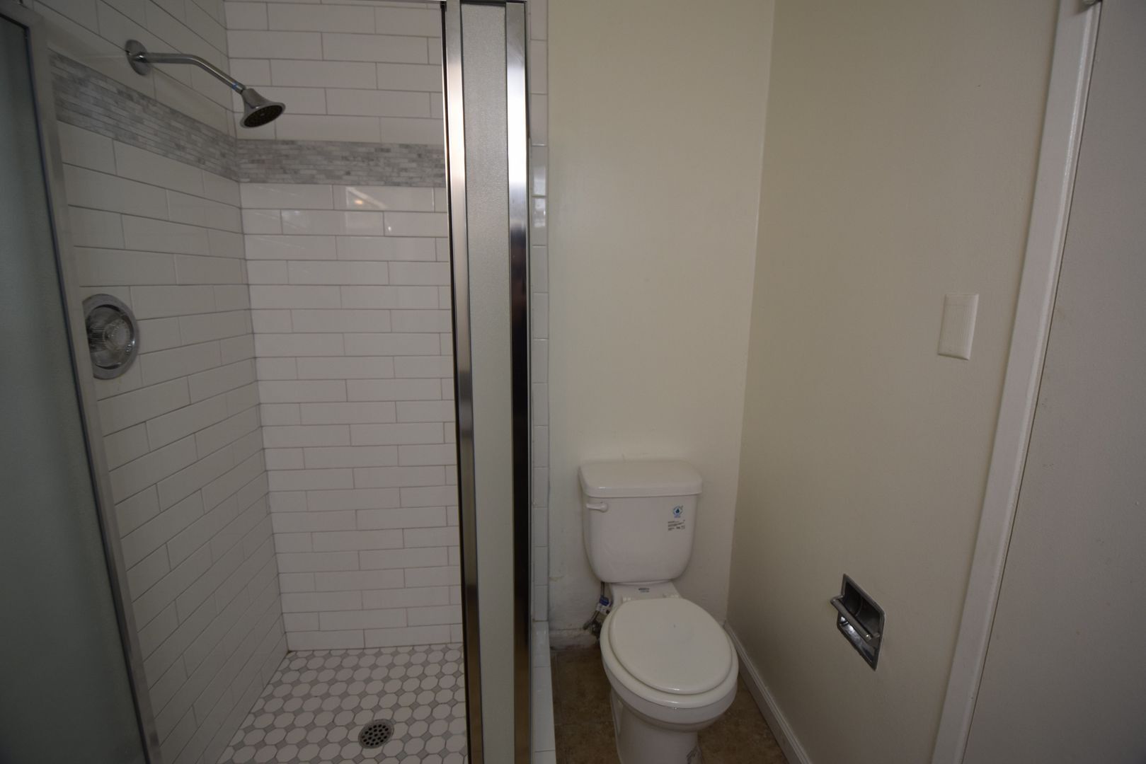 Building Photo - 4225 Mary Ellen Ave