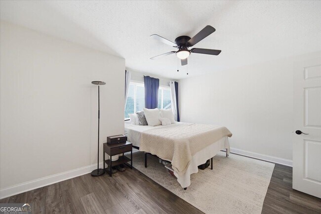 Building Photo - 220 Yuba Walk