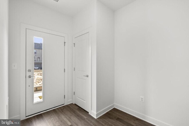 Building Photo - 1309 Bracken Ln