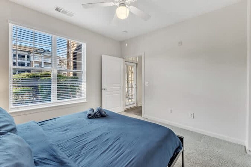Building Photo - 7011 Almaden Way