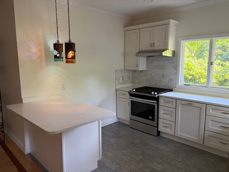 Building Photo - 8717 Little River Tpke