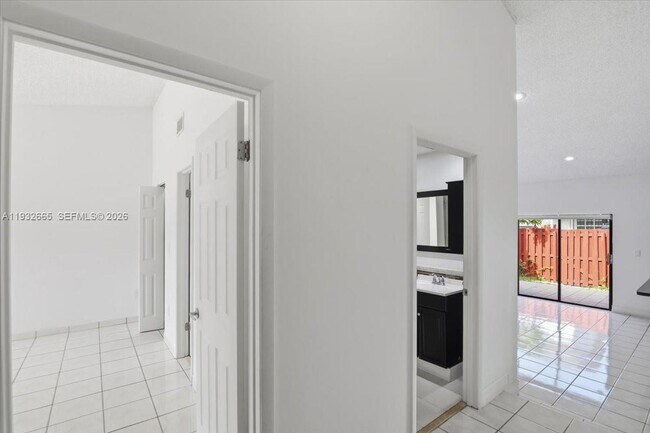 Building Photo - 13521 SW 62nd St