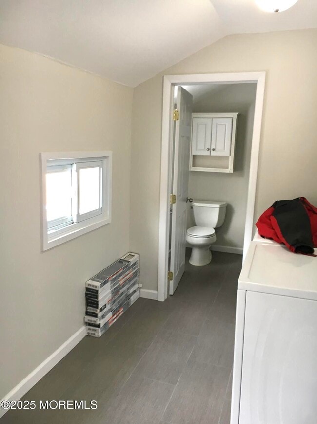 Building Photo - 32 Morrell St