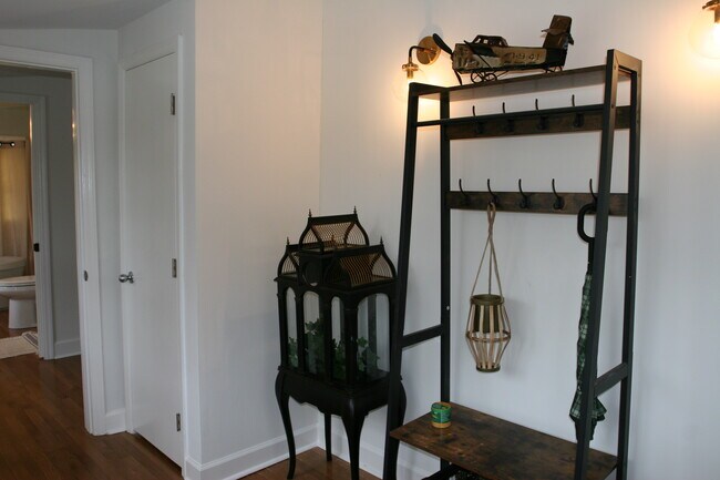 Mudroom - 705 Stevens Ave NE