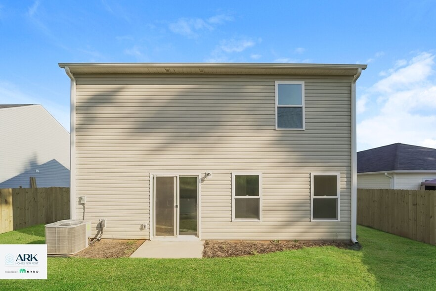Building Photo - 688 Farmstead Trail