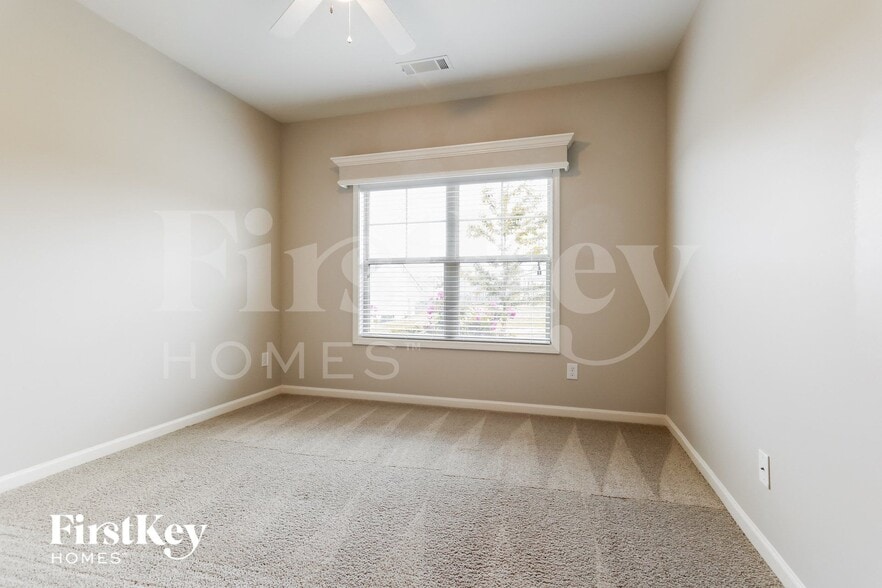 Building Photo - 4524 Wilshire Ct