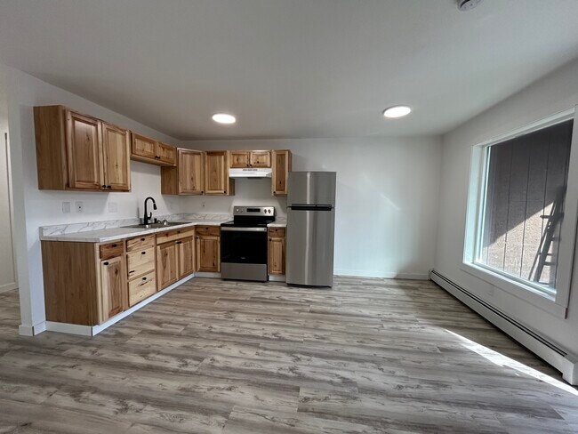 Building Photo - Duben