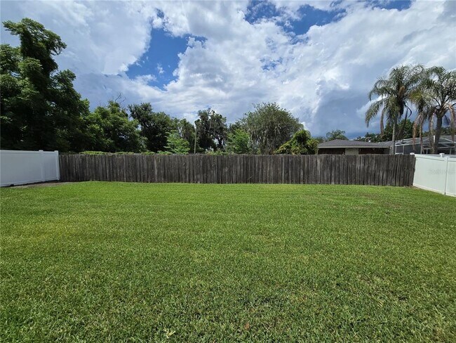 Building Photo - 2721 Pankaw Ln