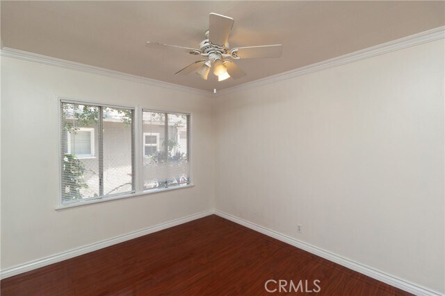 Building Photo - 5034 Newcastle Ave