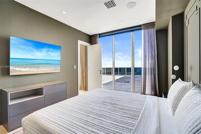 Building Photo - 1800 S Ocean Dr