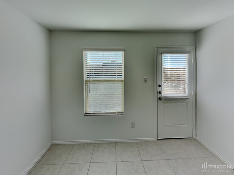 Building Photo - 8304 Bell Rdg Ln