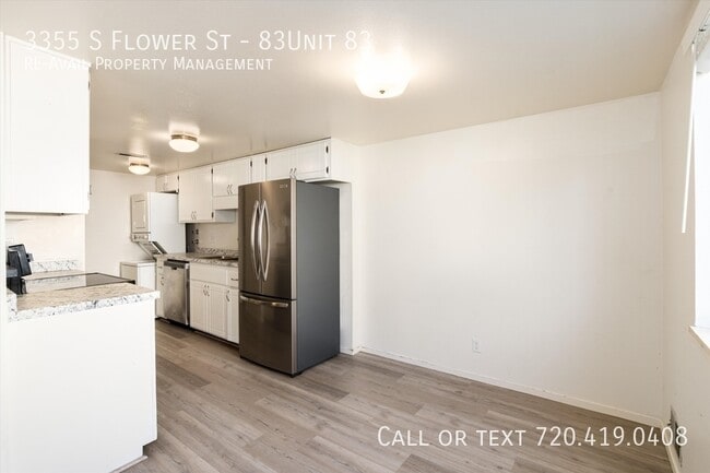 Building Photo - 3355 S Flower St