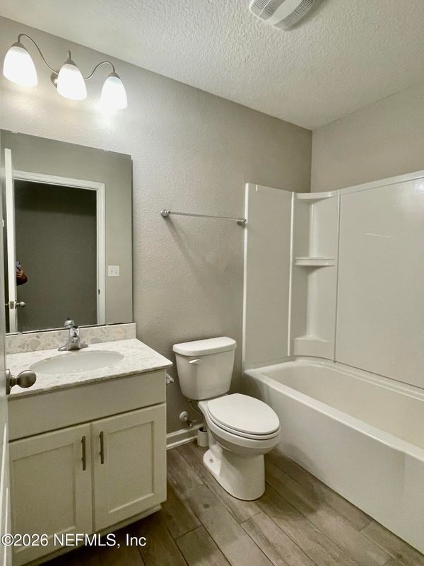 Building Photo - 38 Spey Bay Ct