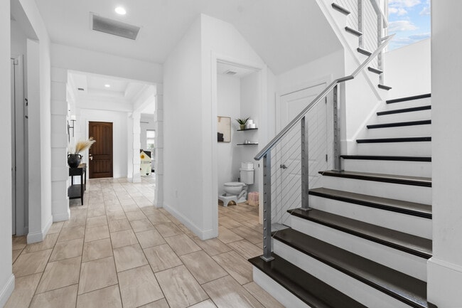 Building Photo - 10414 Angel Oak Ct