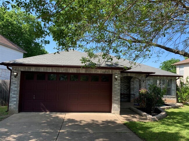 Primary Photo - 1033 Silverstone Ln