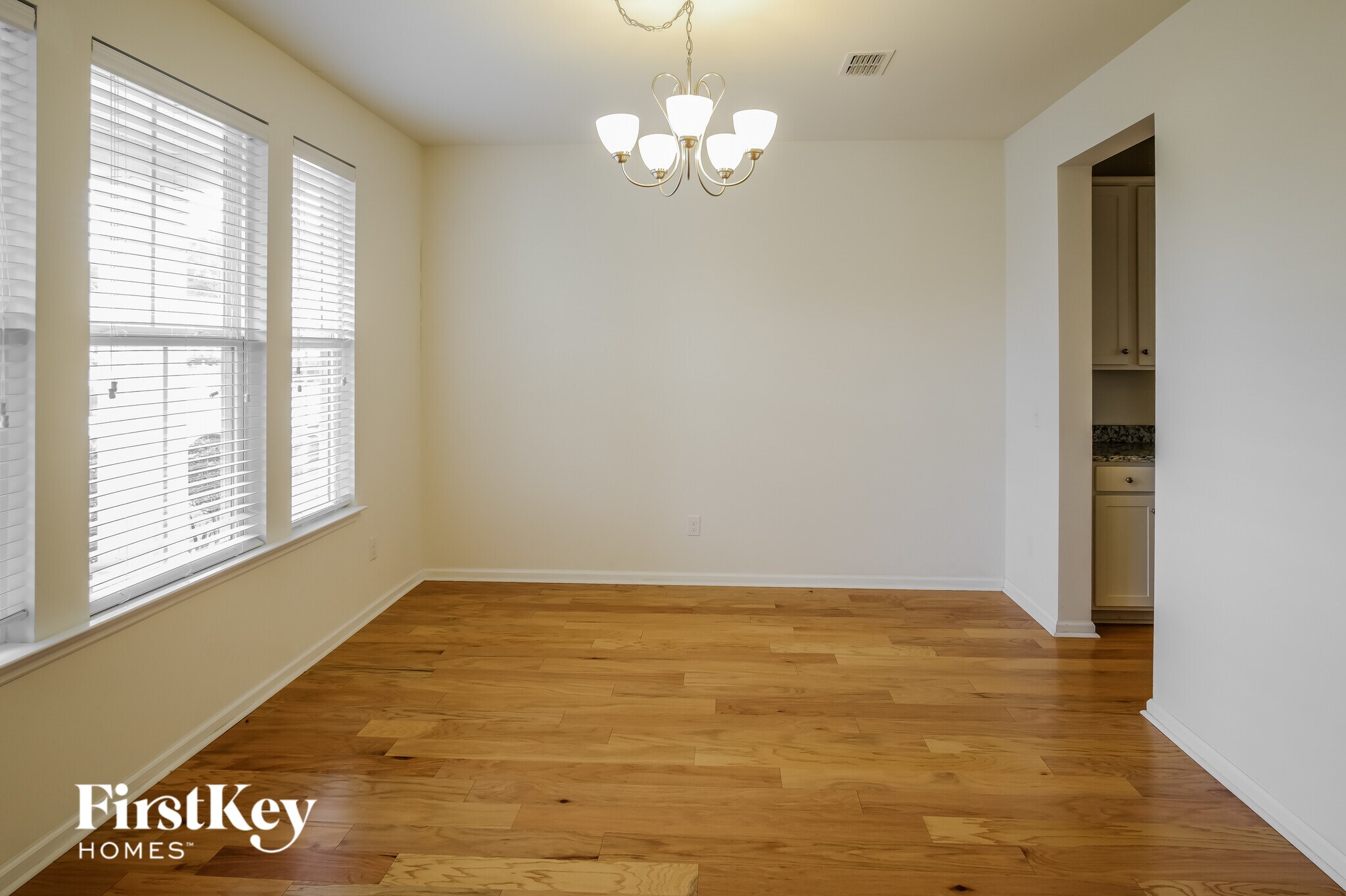 Building Photo - 318 Beachgrass Ln