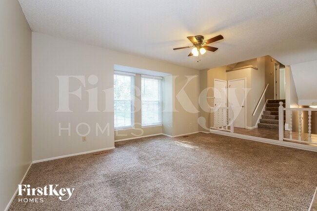 Building Photo - 14000 S Tomahawk Dr