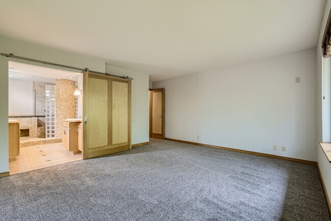Building Photo - 14935 73rd Ave NE
