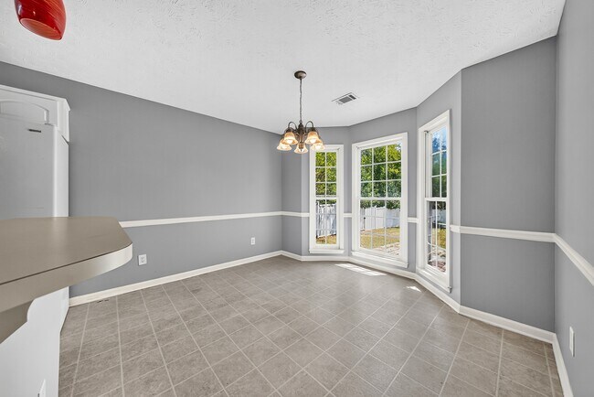 Building Photo - 4004 Pittman St