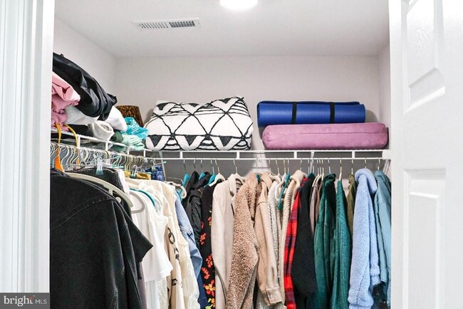 Building Photo - 1734 Bolton St