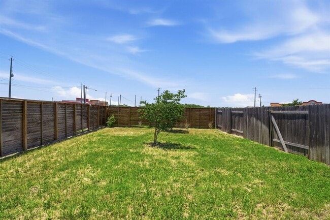 Building Photo - 12213 Rising Moon Ln