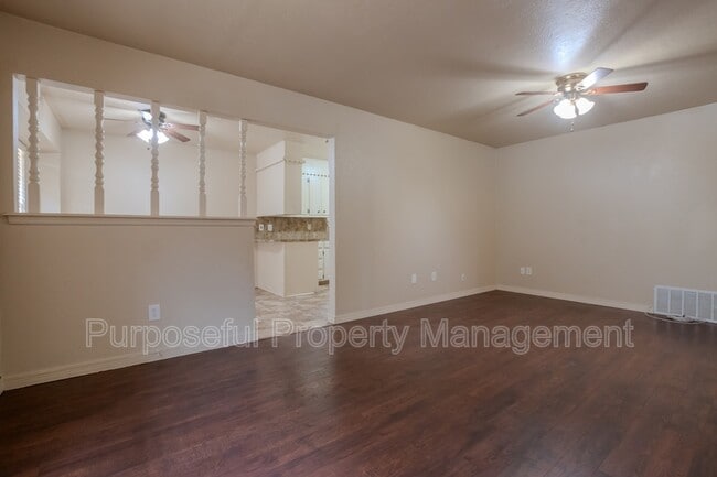 Building Photo - 202 Stanton Dr