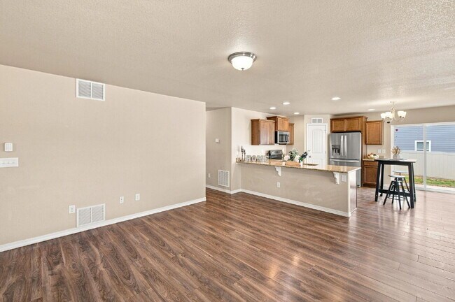 Building Photo - 10864 Traders Pkwy