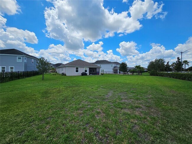 Building Photo - 4624 Fairy Tale Cir