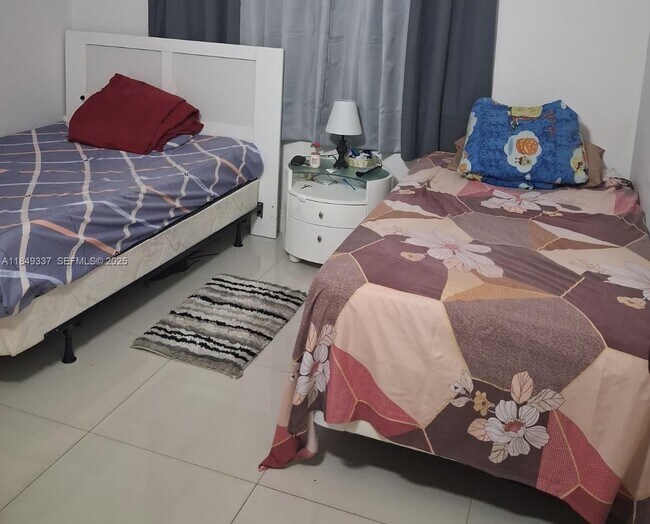 Building Photo - 8007 W 6th Ave