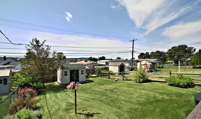 Building Photo - 511 Overhill Rd