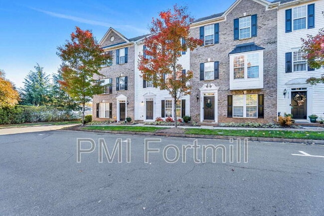 Building Photo - 15744 Kensington Palace Ln