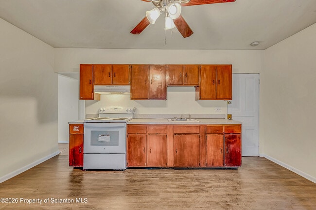 Building Photo - 402 Scott St