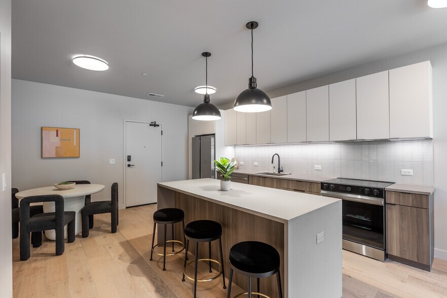 Building Photo - 1706 Sherman Ave.