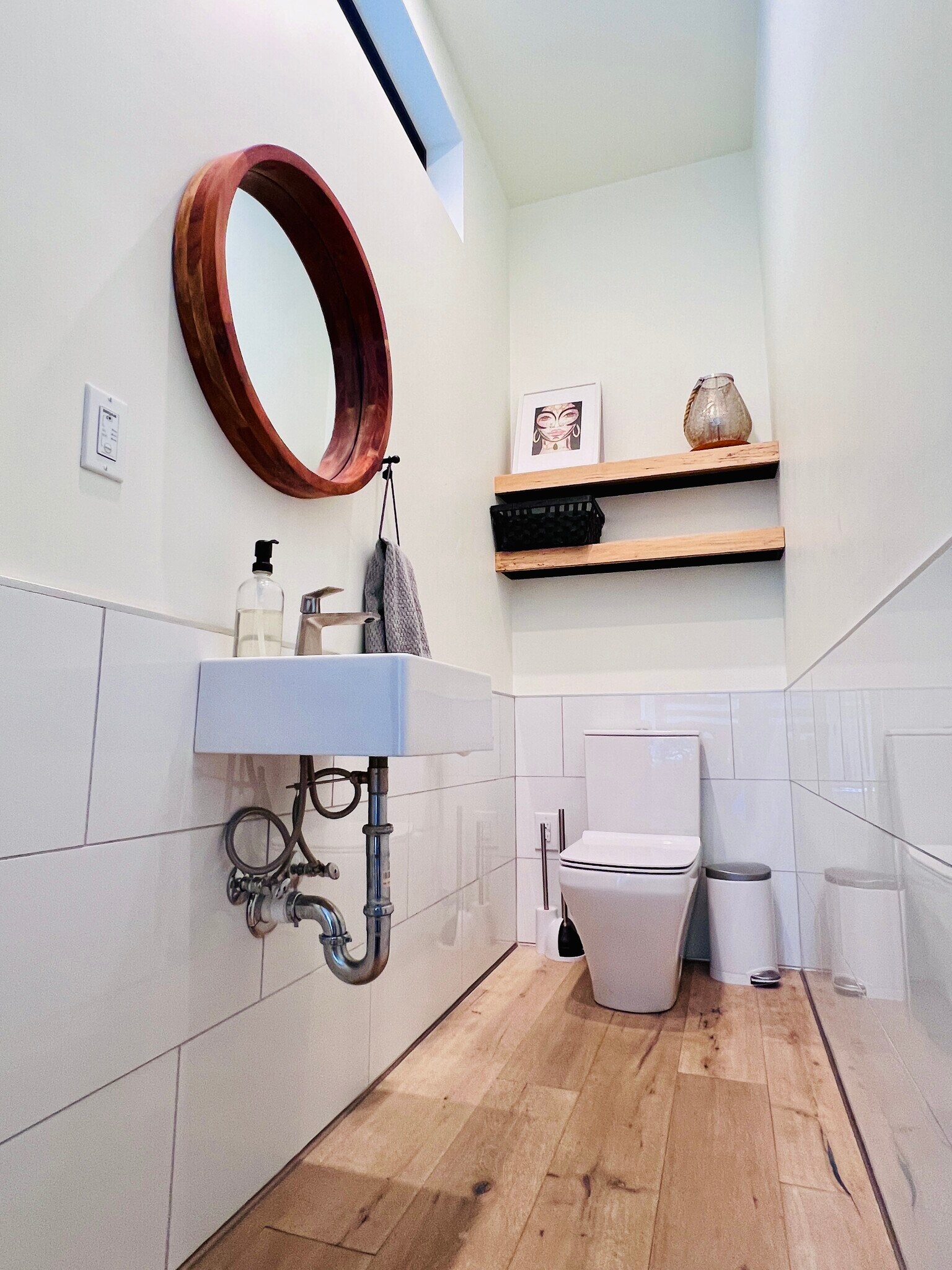 Building Photo - 803 54th St