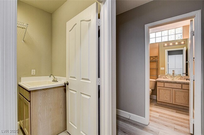 Building Photo - 9108 Eagle Ridge Dr
