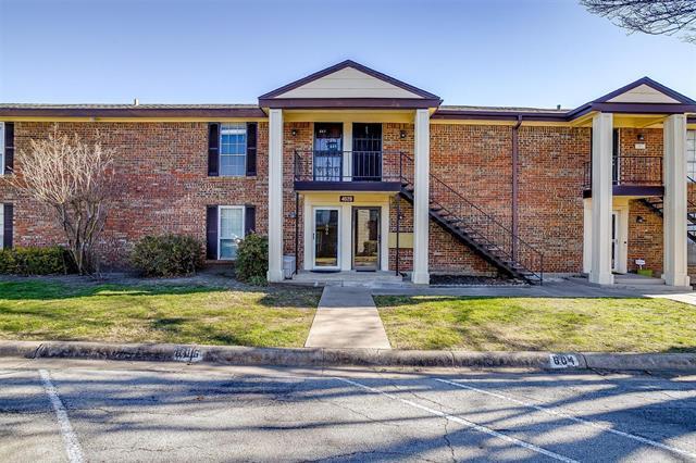 Building Photo - 4020 Ridglea Country Club Dr