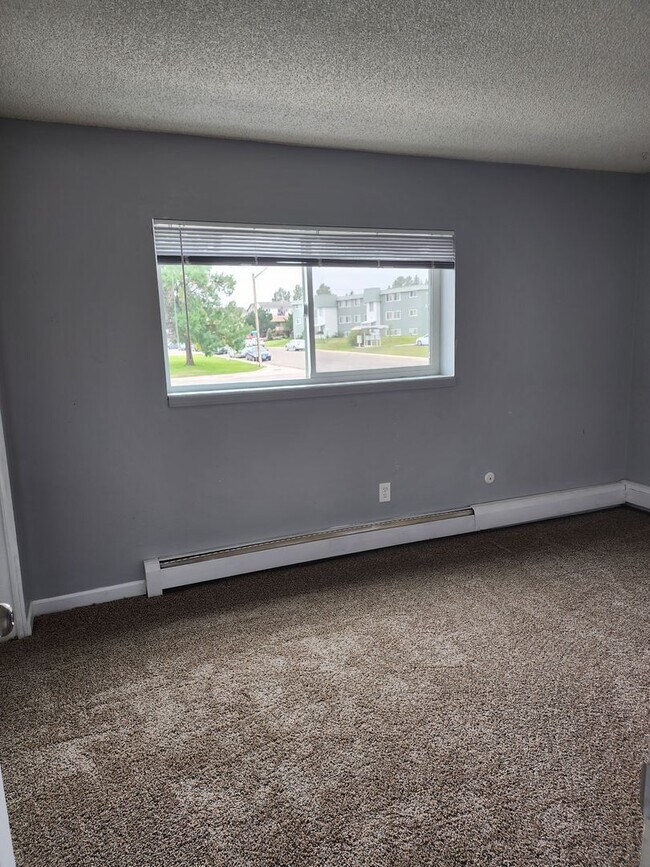 Building Photo - Myers Court