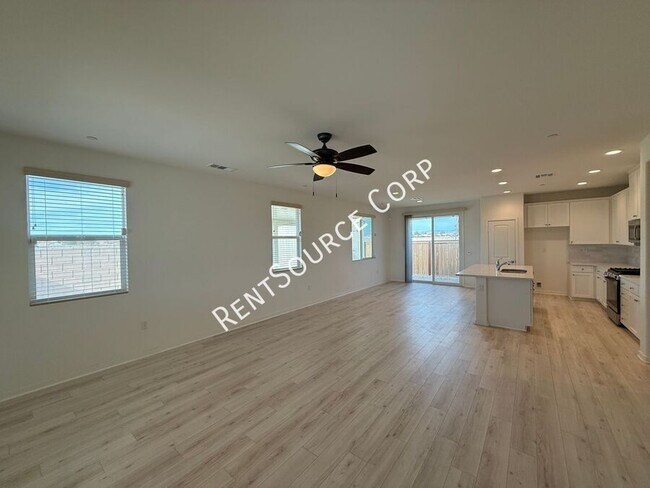 Building Photo - 3717 Santa Monica Ct