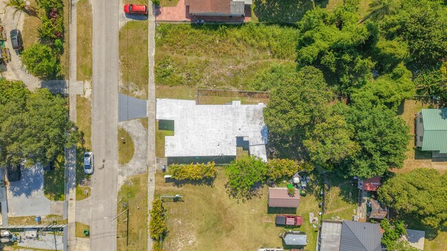 Building Photo - 10235 SW 177th St