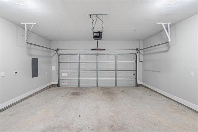 Building Photo - 313 N Mill St