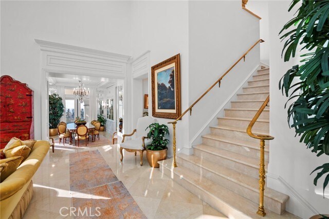 Building Photo - 7 Vista Luci